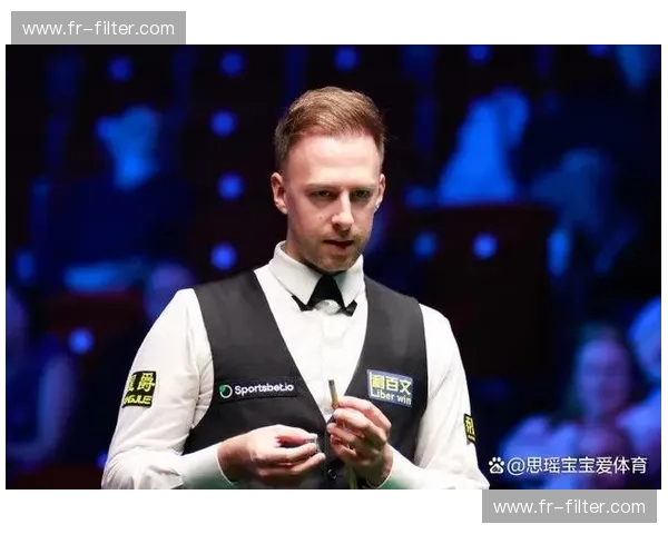 绿茵场上的冰与火之歌：当“巫师”希金斯遇见“准神”特鲁姆普