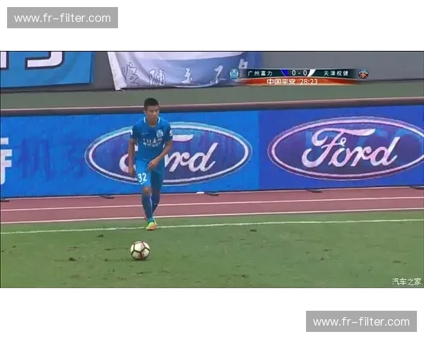 权健vs富力：绿茵场上的恩怨情仇，谁能笑到最后？